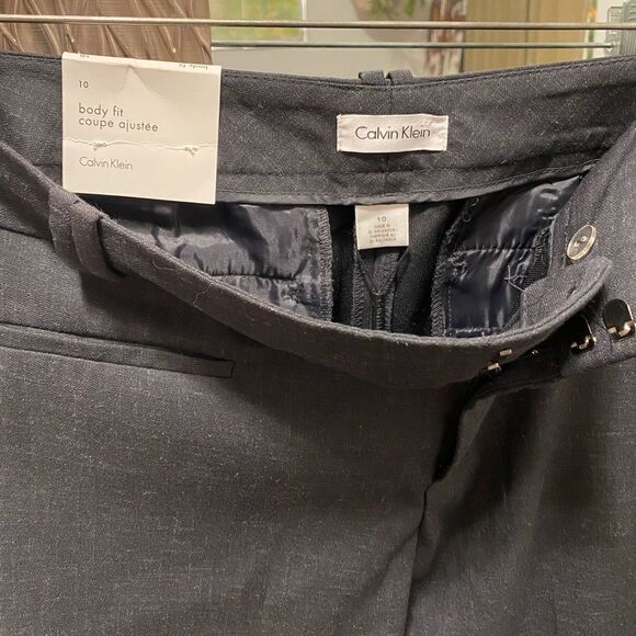 🌷 Calvin Klein 🌷 NWT Women’s Gray Body Fit Trouser Pants Petite - Picture 9 of 16